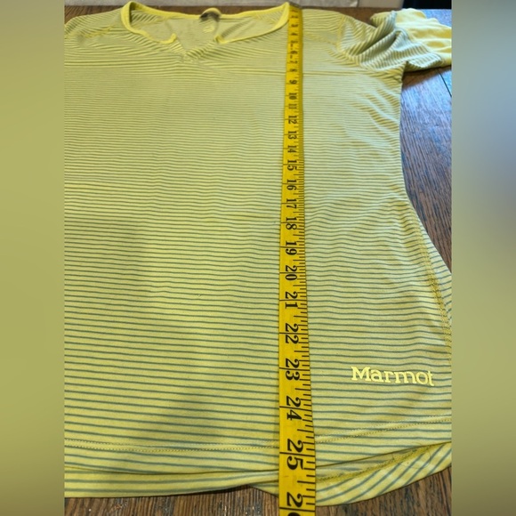Marmot Yellow Striped Performance Top – Size L💛 - Picture 4 of 8